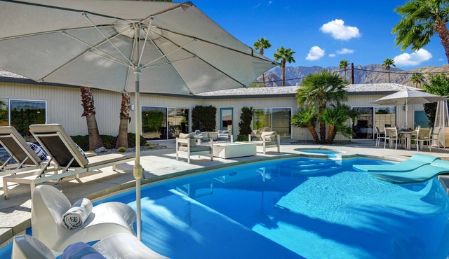 The Junipero - Stunning Mid Century Masterpiece in Palm Springs