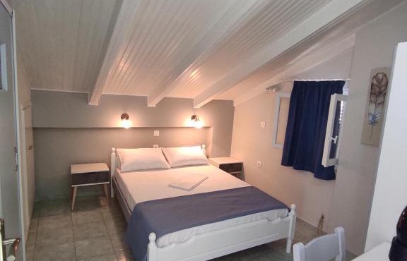 Venus Rooms in Katelios