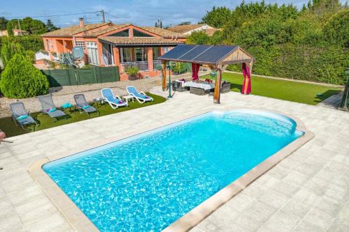 Villa De LOrmeau by Villa Plus in Cambieure