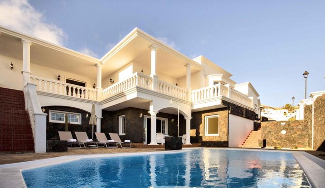 Villa Los Loros in Nazaret