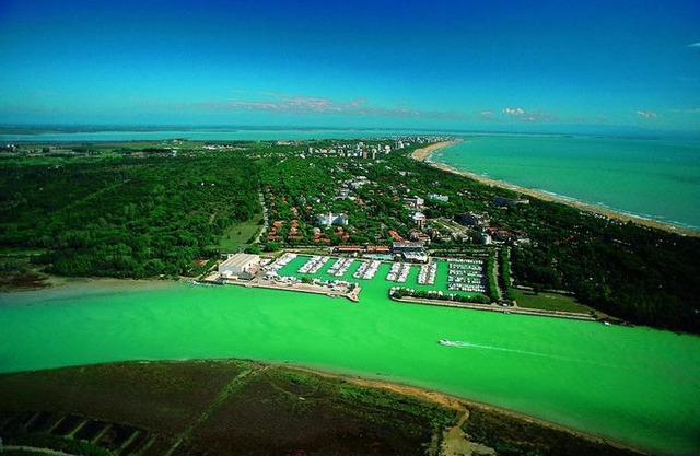 Flat in Lignano Riviera in Lignano Sabbiadoro