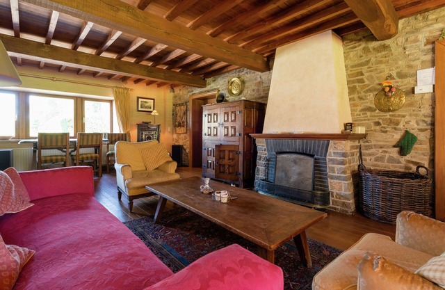 Cosy Holiday La Roche 