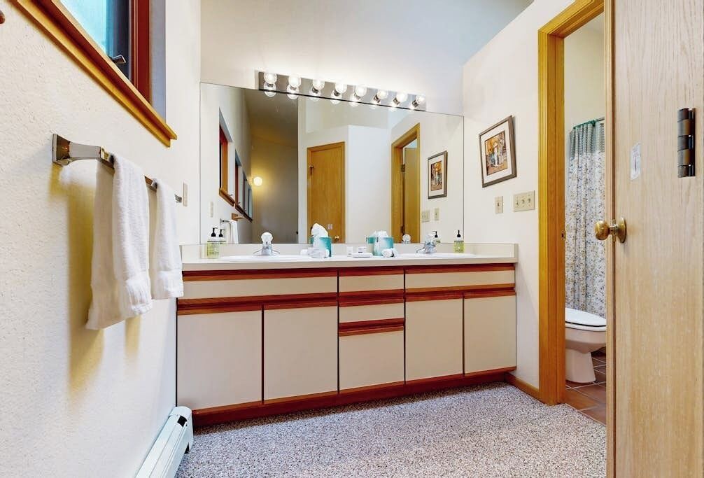 Photo of Bathroom in Intermountain