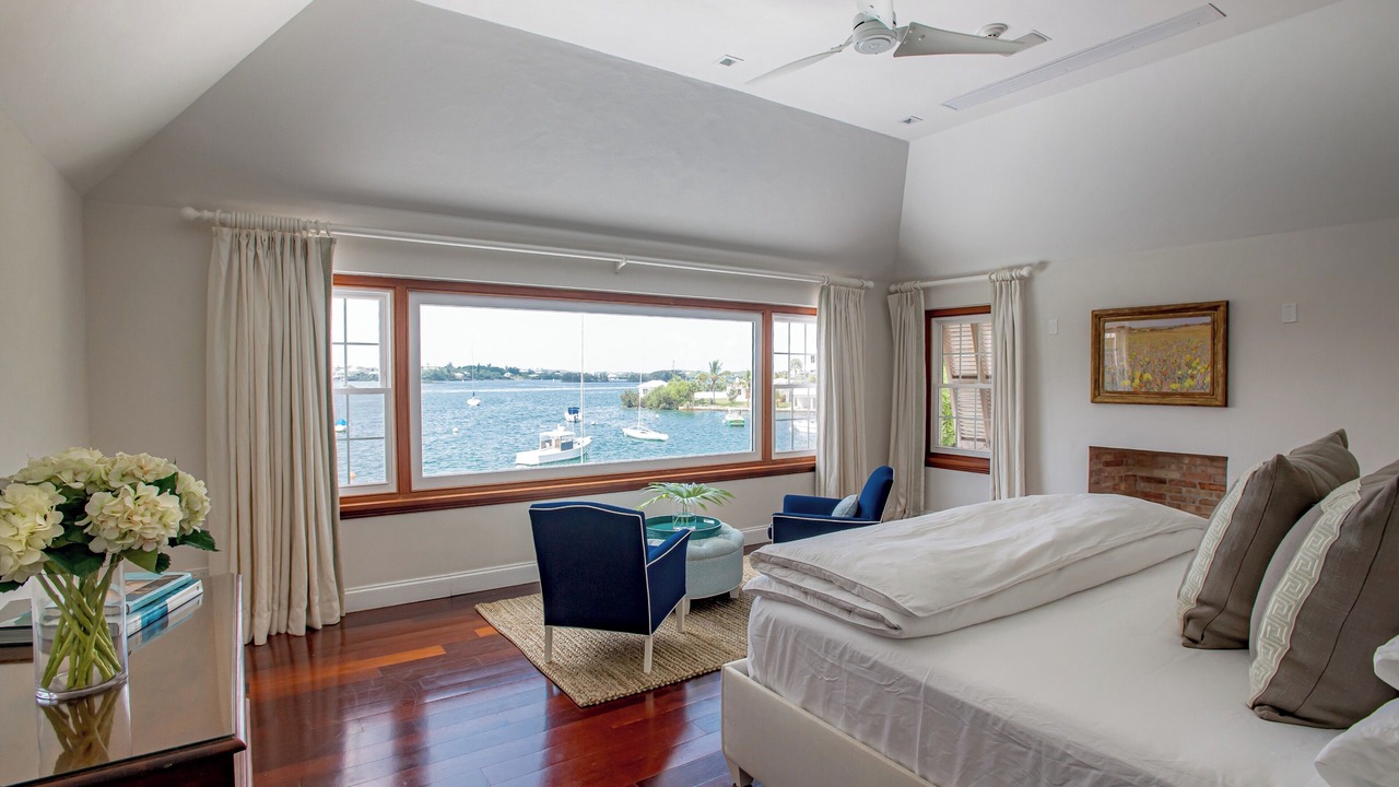 Photo of Bedroom in Pembroke