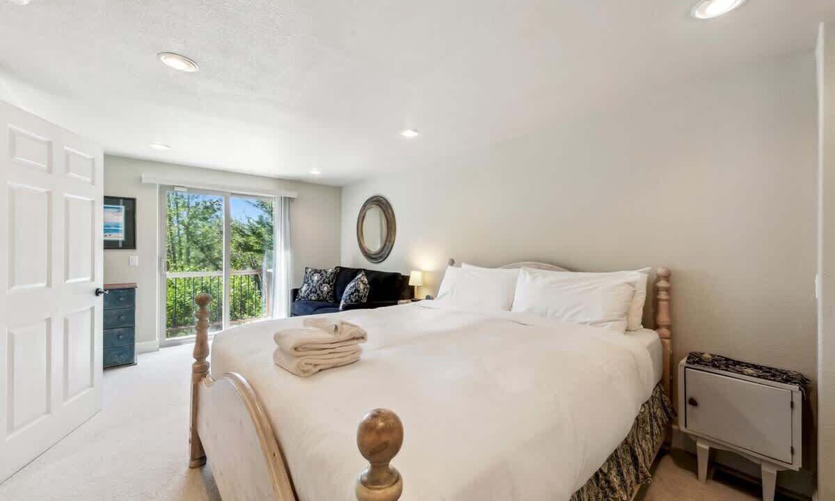 Photo of Bedroom in South Lake Tahoe
