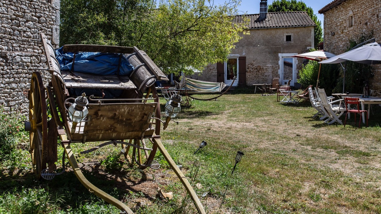 Photo of Outdoor in Champagne-le-Sec
