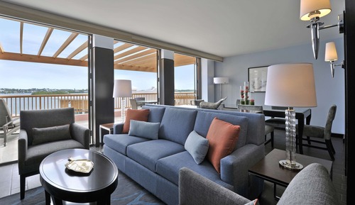 Penthouse, 1 King Bed with Sofa bed