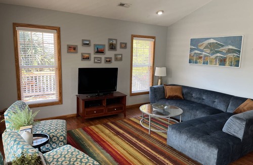 Colington House | 3 bedroom-pet friendly-great reviews! Fall weekends available!