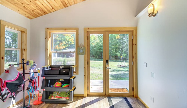Trails, Firepit, Paddling, Fishing, Beach, Privacy in Parkers Prairie