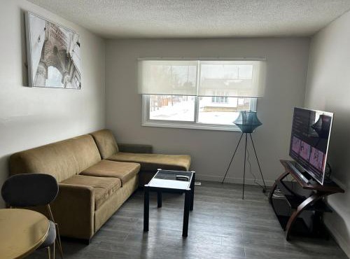 Cozy and Welcoming Home Away in Wainwright Alberta in Wainwright