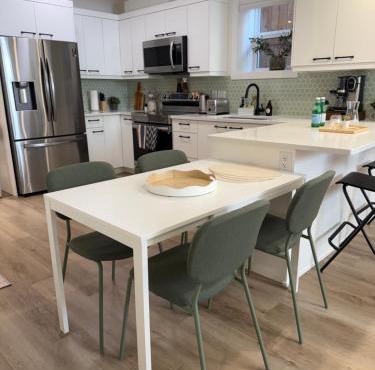 Cozy 2BR retreat in Rosewood in Saskatoon