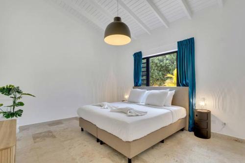 Villa Brosse with private pool in Kralendijk